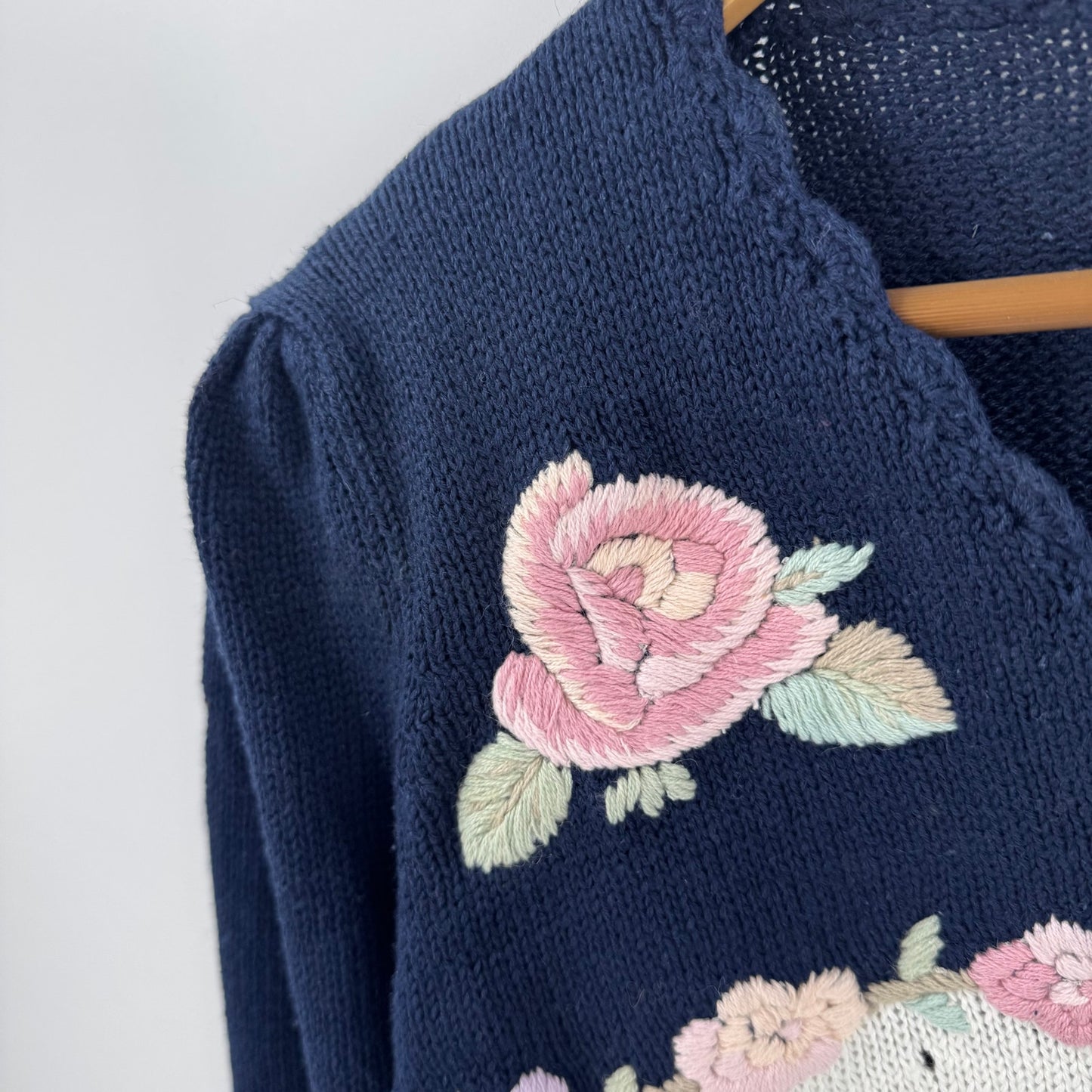 Vintage Floral Embroidered Cardigan Navy & Cream Deadstock Women’s L Cottage