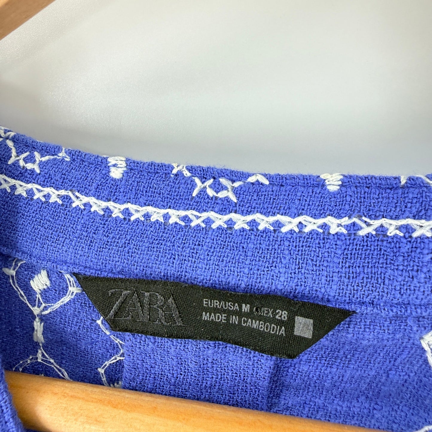 Zara Embroidered Peasant Top Blue White Medium Boho Coastal Resort