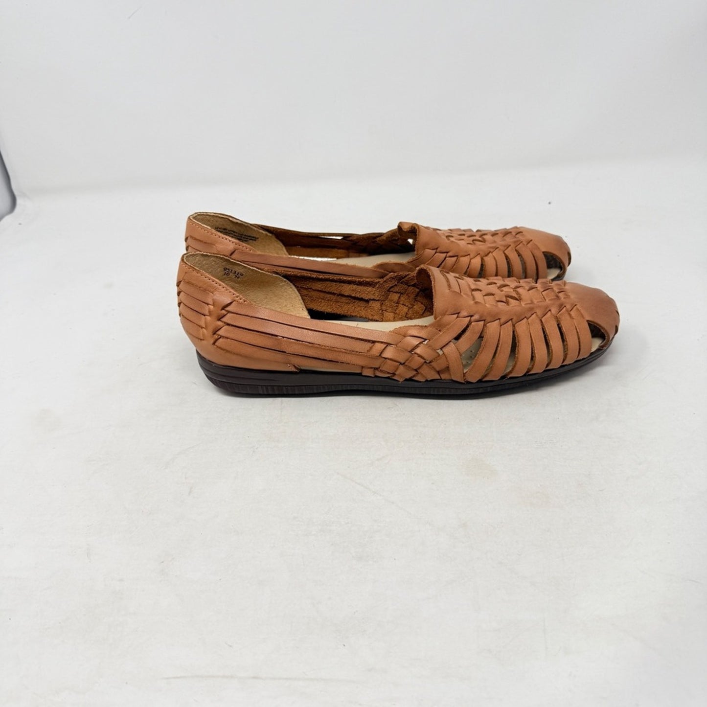 Softspots Comfortiva Trinidad Brown Leather Huarache Woven Sandals Size 10