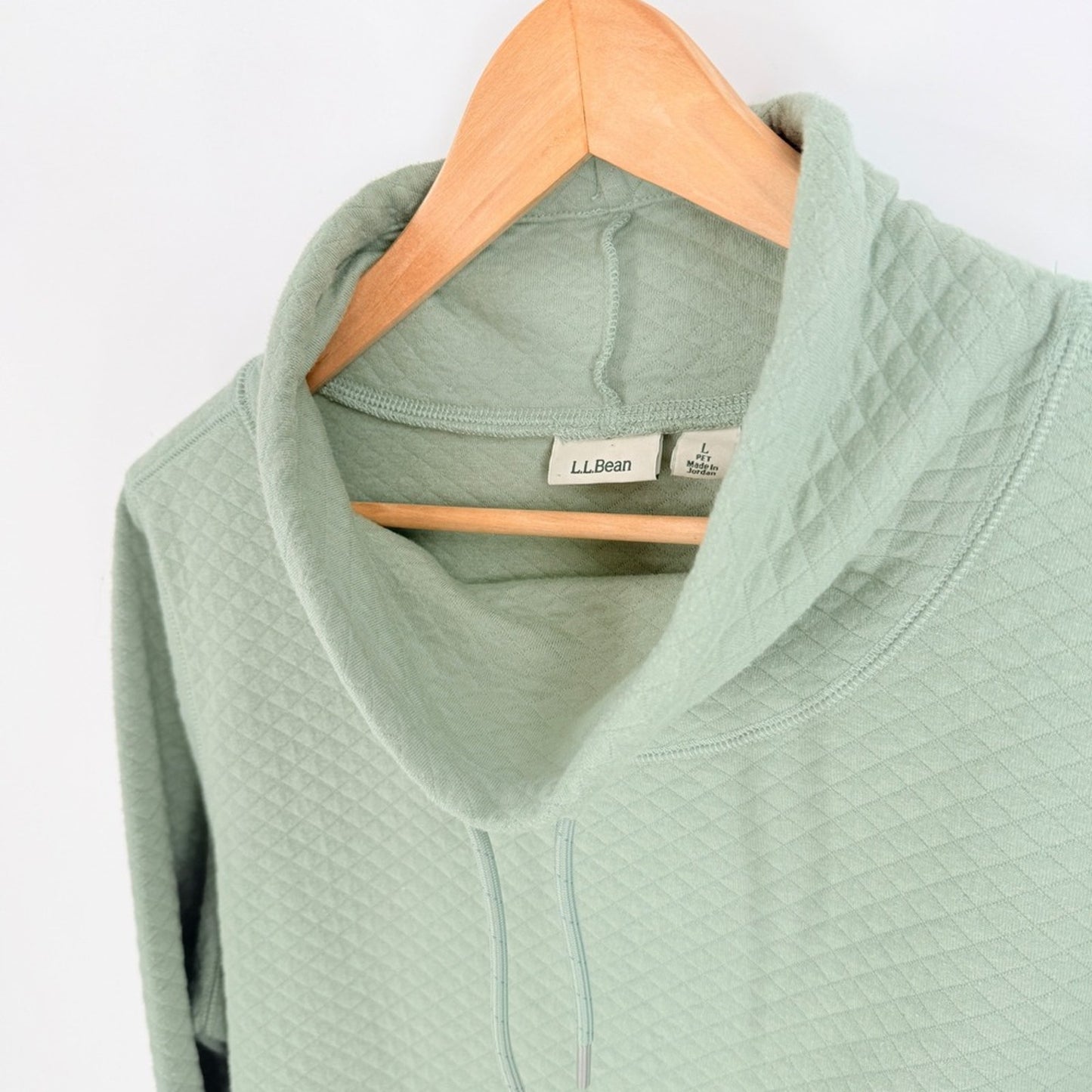 L.L. Bean Quilted Funnel Neck Pullover Sage Green Size LP Gorpcore Granola Soft