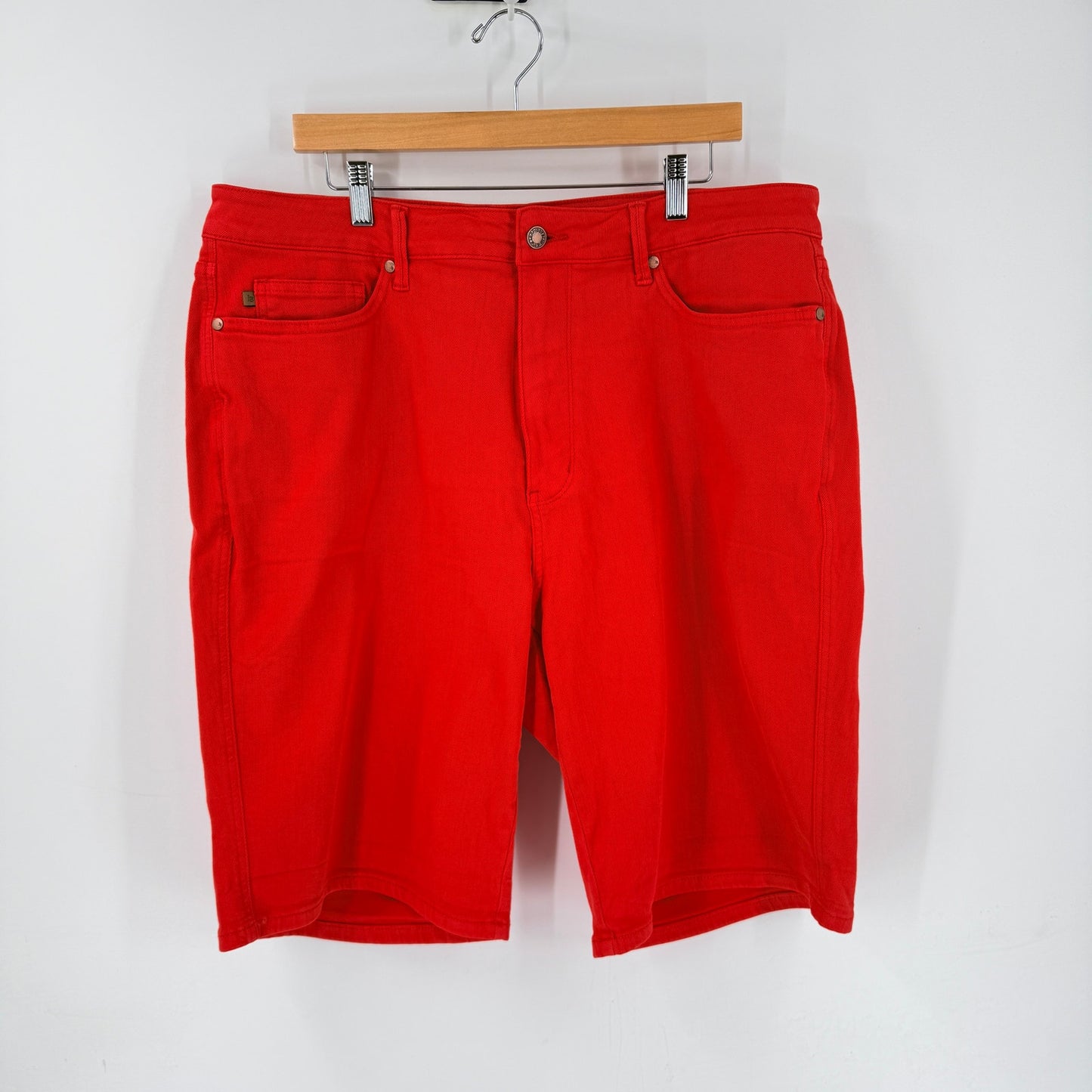 Judy Blue Bermuda Shorts Red 4XL Stretch Denim Mid Rise Summer Americana