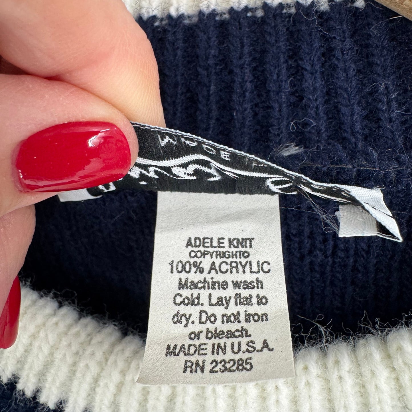 Vintage American Flag Star Stripe Knit Sweater Pullover Private Eyes Size L