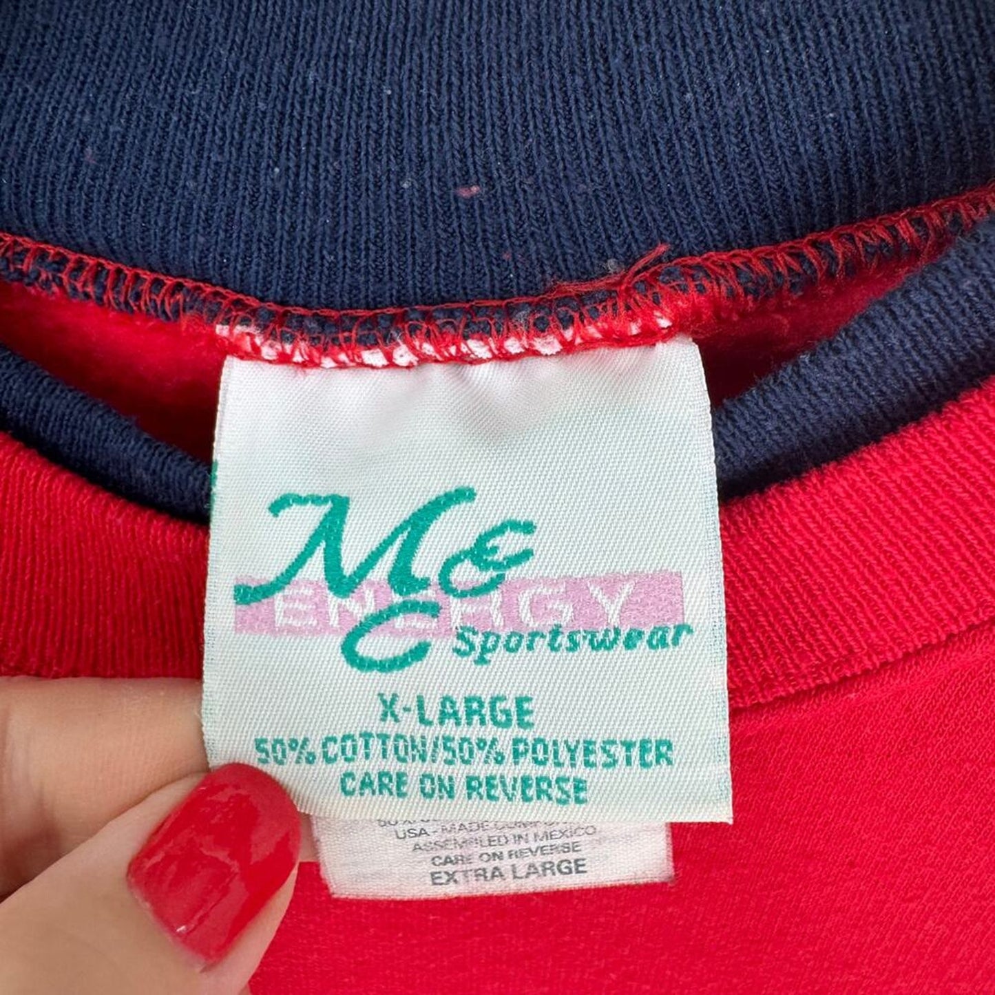 Y2K Millennium‎ USA 2000 Embroidered Red Sweatshirt Vintage XL Patriotic Vintage