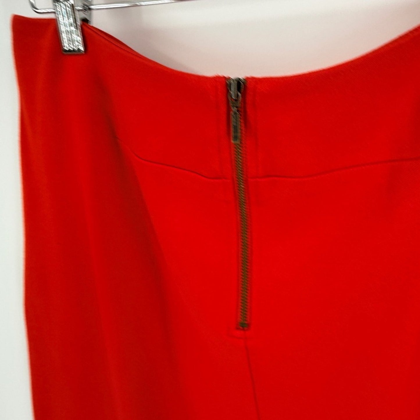 Cabi NWT Fiery Red Ponte A-Line Skirt Size 4 Red Bold Vibrant Classic Chic