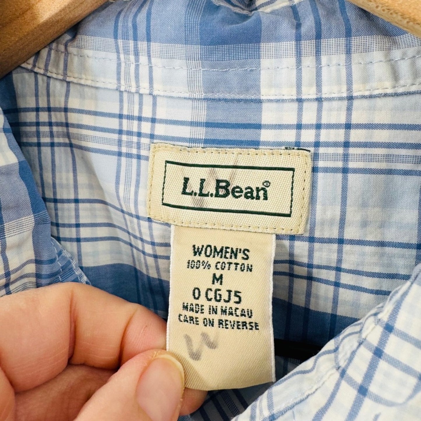 L.L. Bean Blue White Plaid Cotton Button Down Shirt Size M Coastal Heritage
