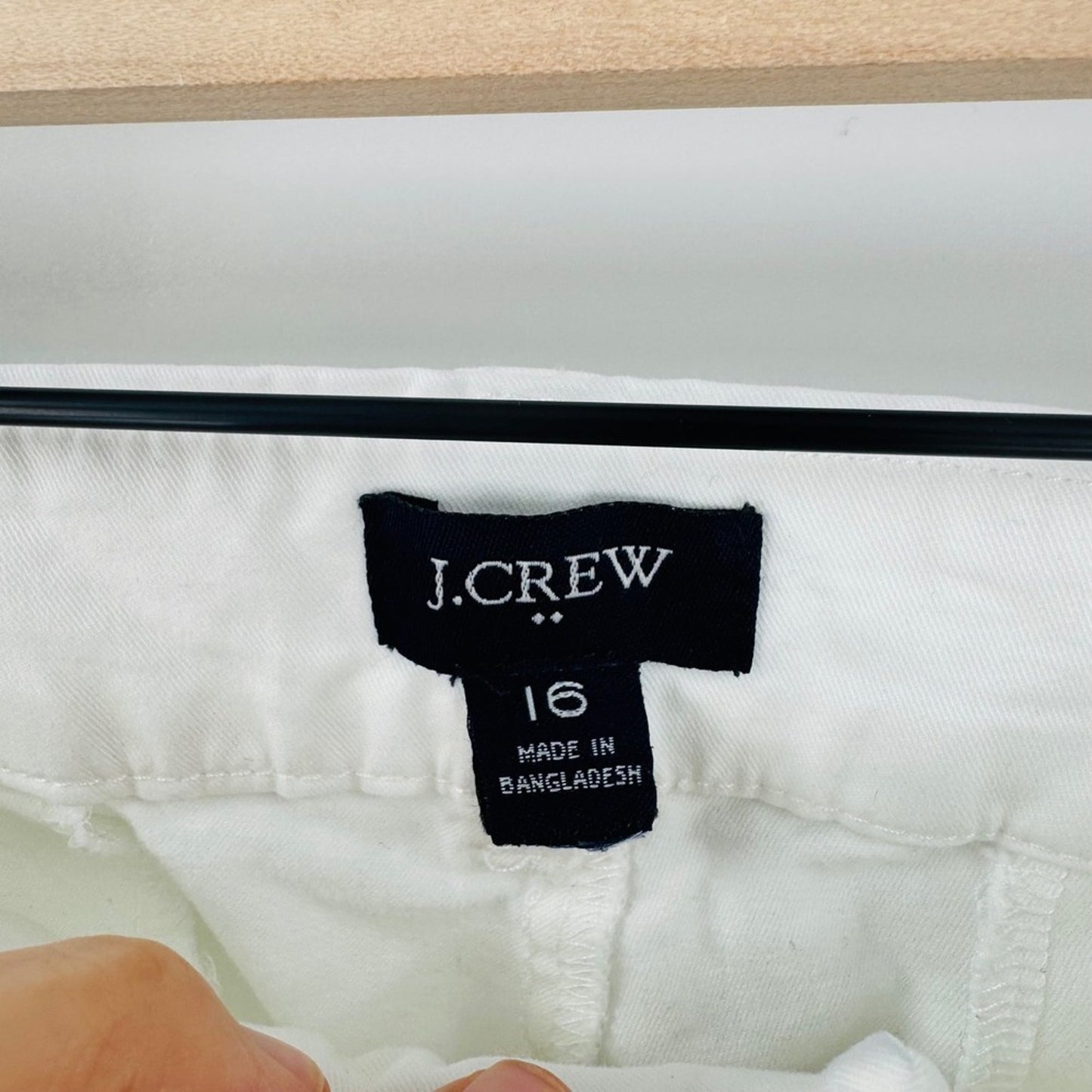 J. Crew Factory White Chino Shorts Size 16 White Stretch Preppy Coastal Nautical