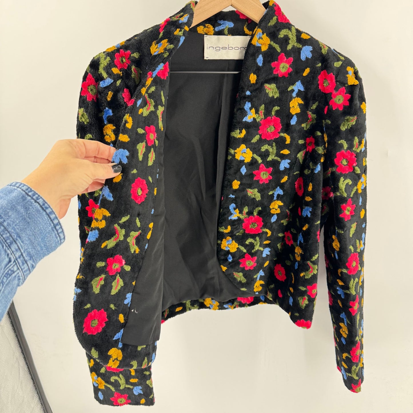 Vintage Ingeborg Black Floral Fuzzy Cropped Jacket Open Front Stand Collar
