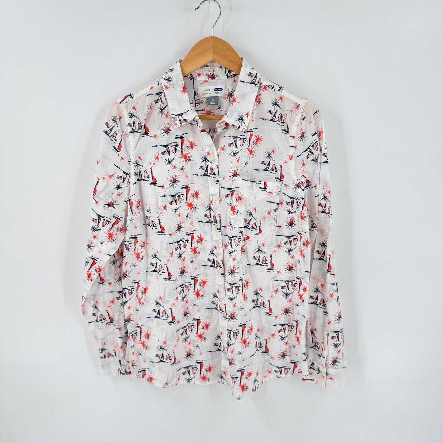 Old Navy Sailboat Print Button Down Shirt Medium 100% Cotton Coastal Americana