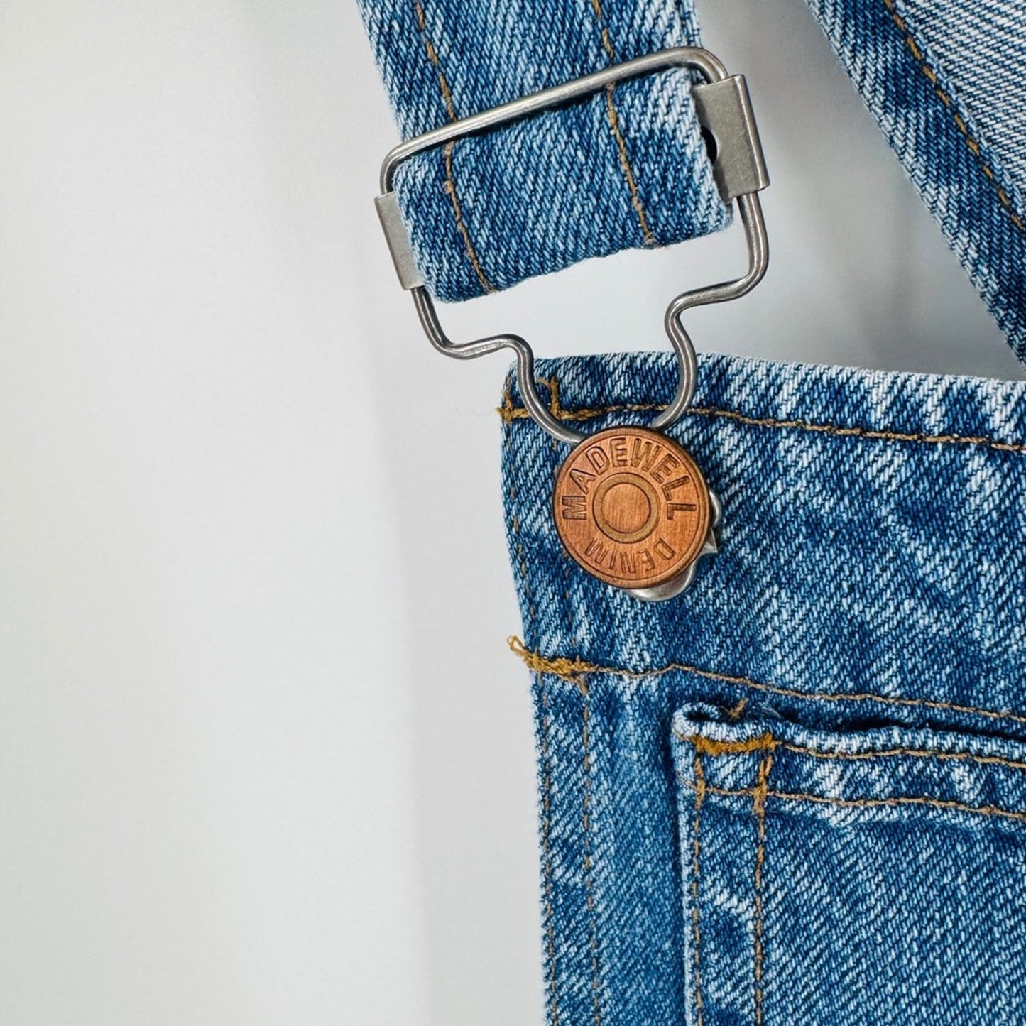 Madewell Medium Wash Denim Short Overalls Size S Raw Hem Coastal Summer Festival