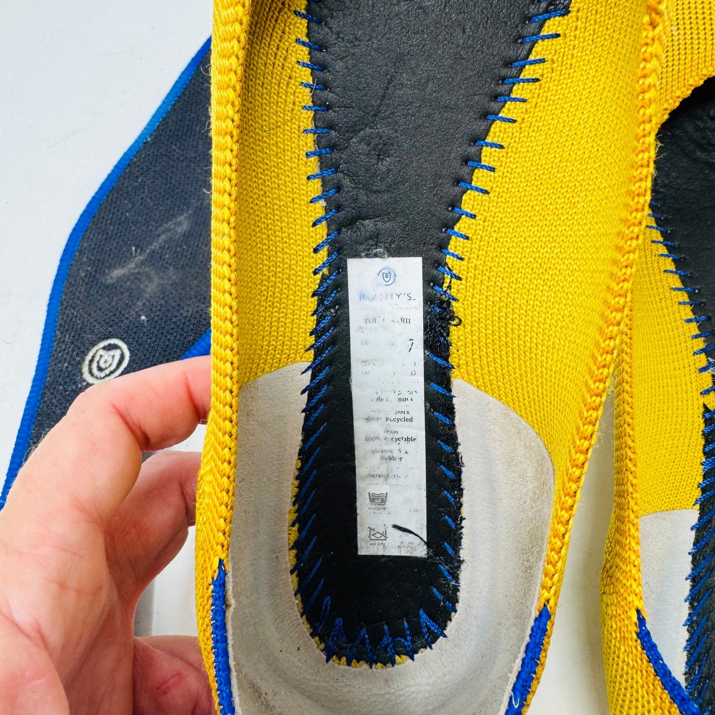 Rothy’s Point Flats Women’s Size 7 Yellow Knit Shoes Sustainable Washable Comfort