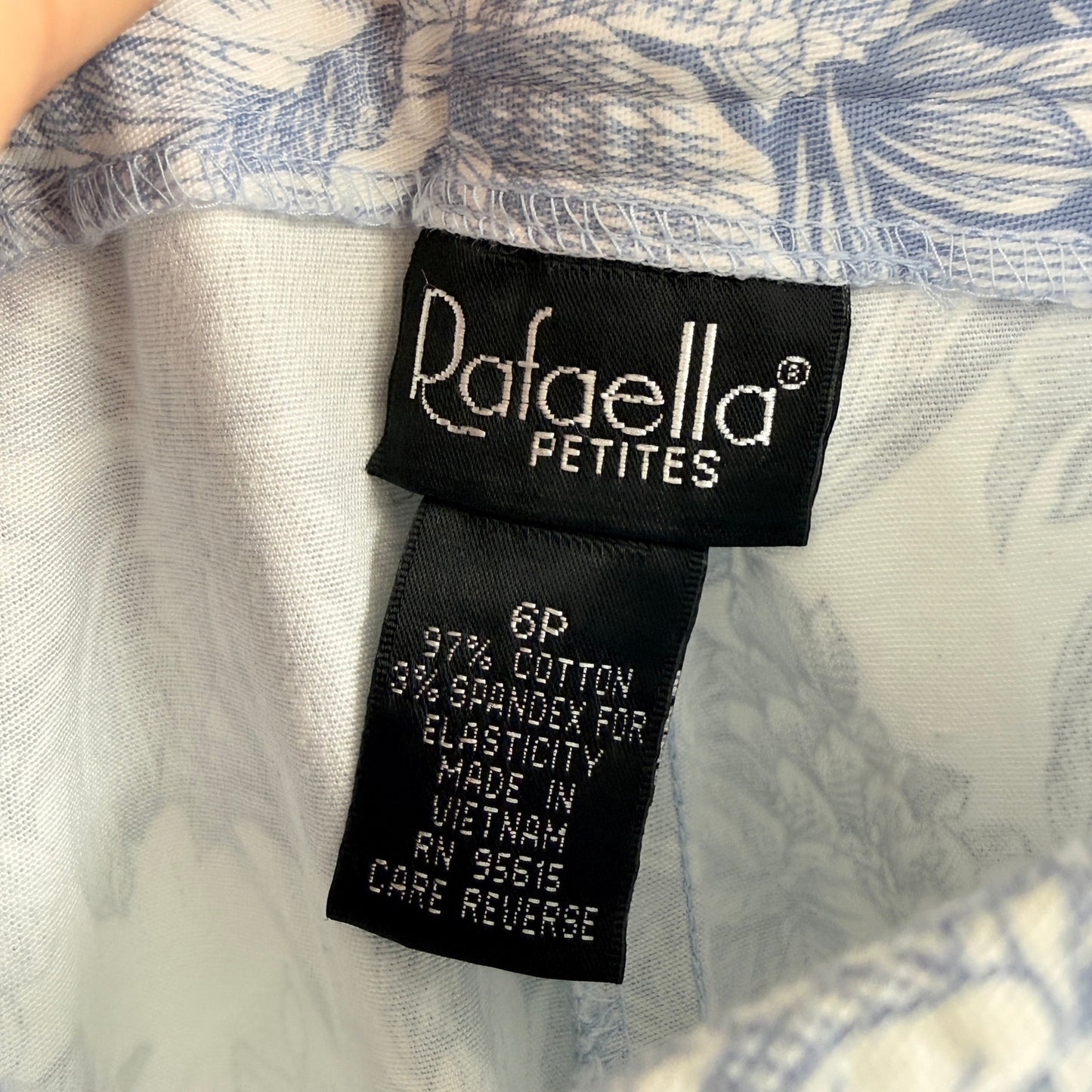 Vintage Rafaella Floral Capris Blue White 6P Cottage Coastal Garden Party