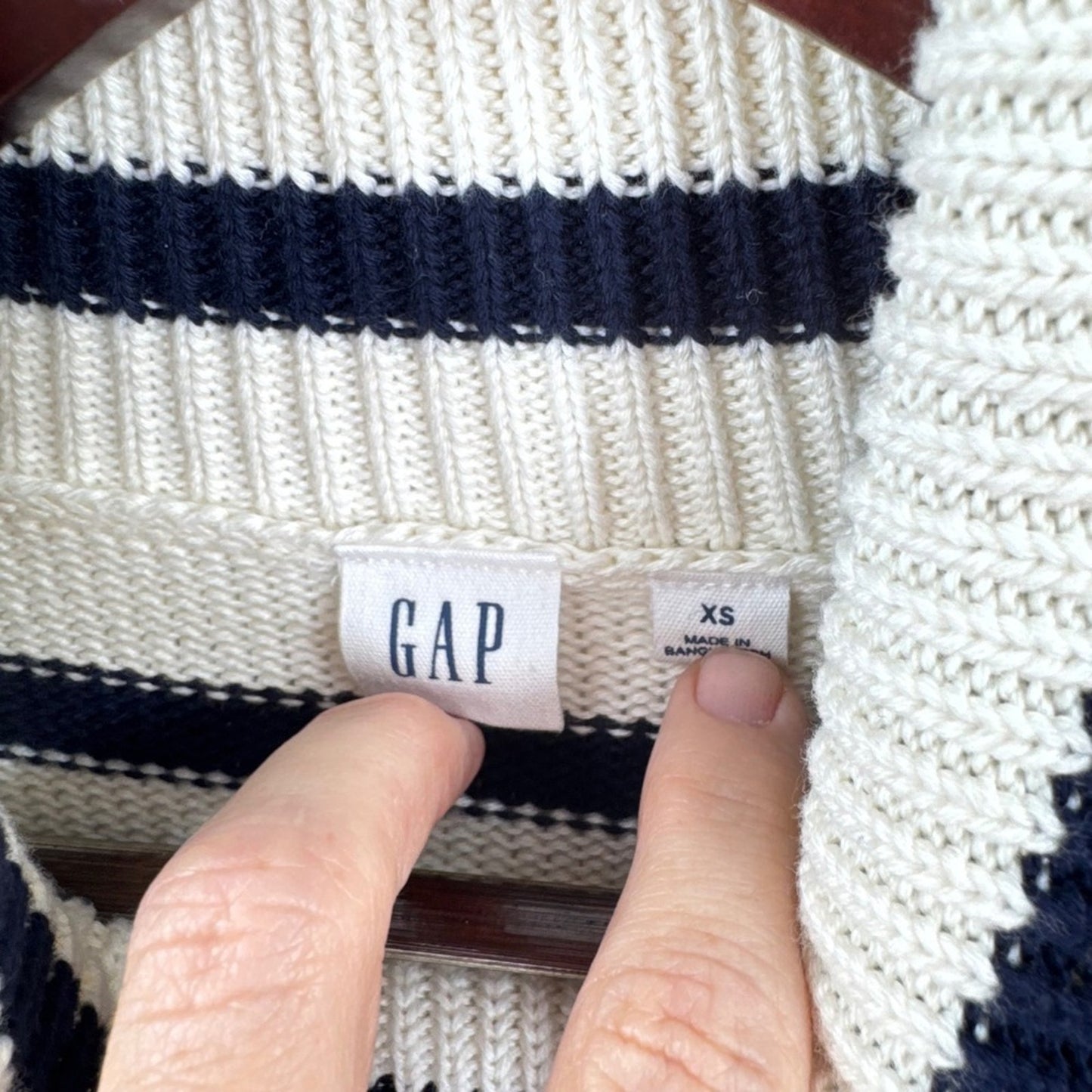 Gap 100% Cotton Turtleneck Cream Navy Striped Nautical Coastal Preppy Size XS