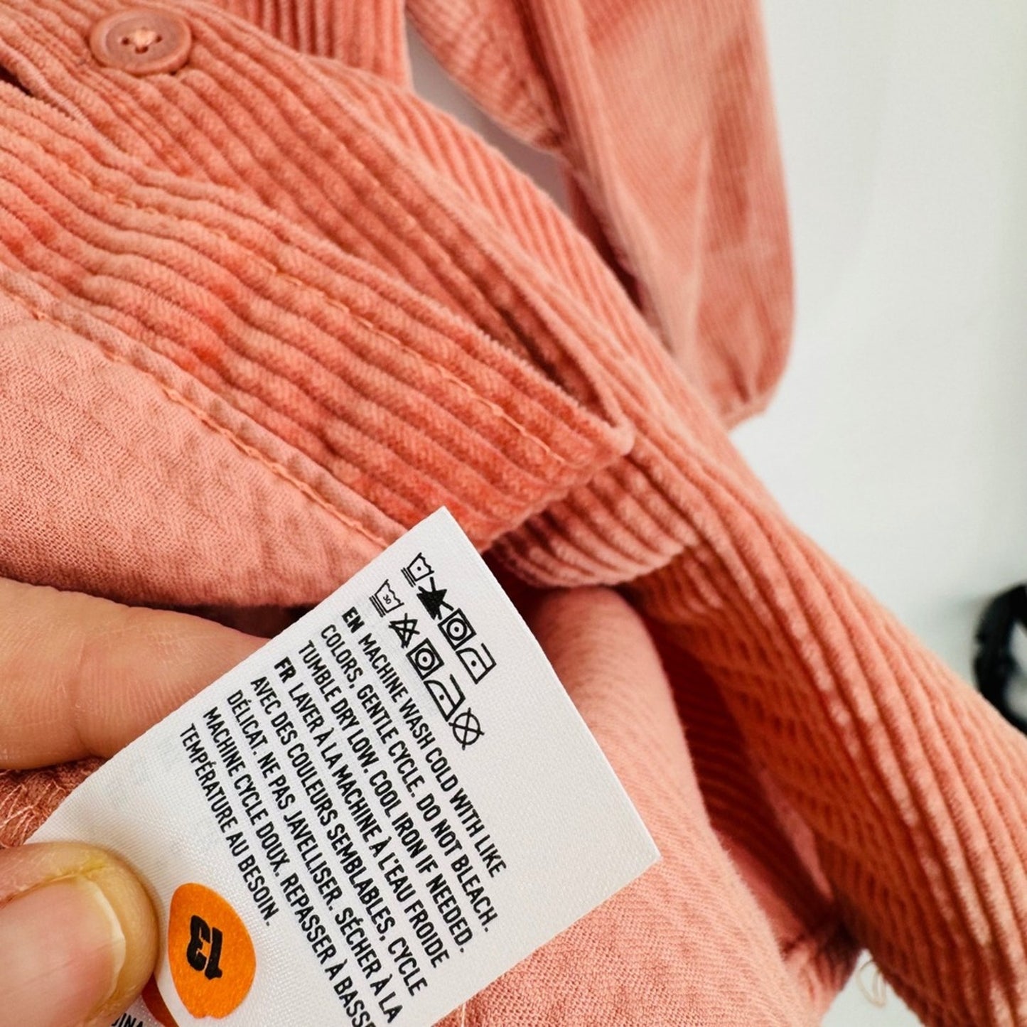 American Eagle Pink Wide Wale Corduroy Button Down Size S Coastal Soft Girl