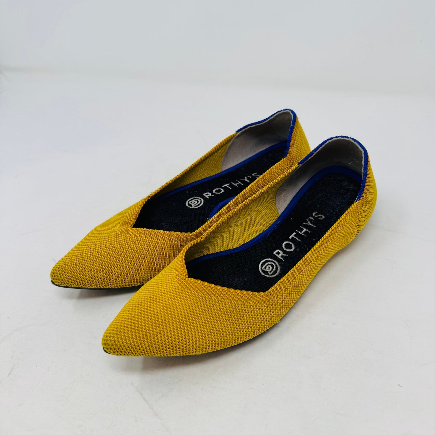 Rothy’s Point Flats Women’s Size 7 Yellow Knit Shoes Sustainable Washable Comfort