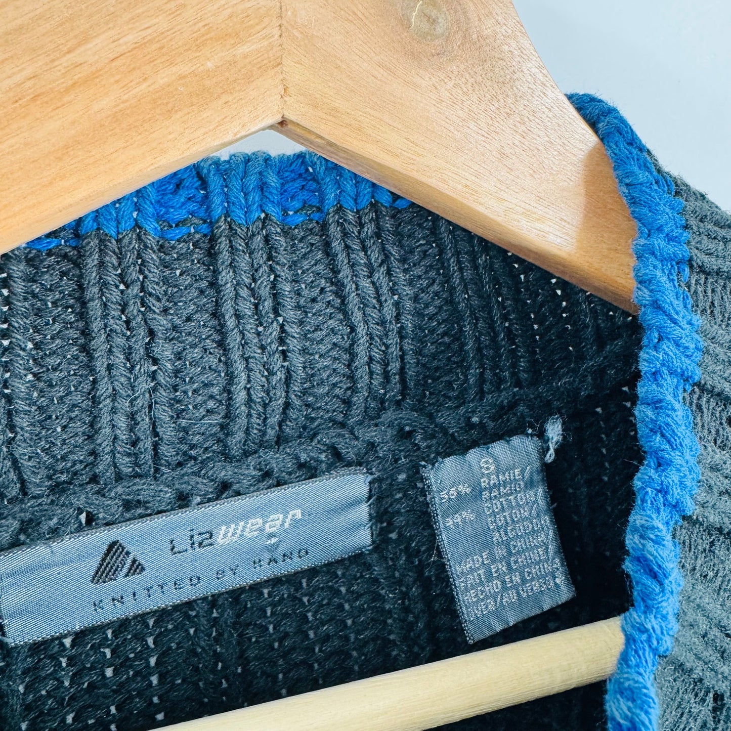 Vintage Liz Wear Knit Crewneck Bright Geo Pattern Black Sweater Size S Small