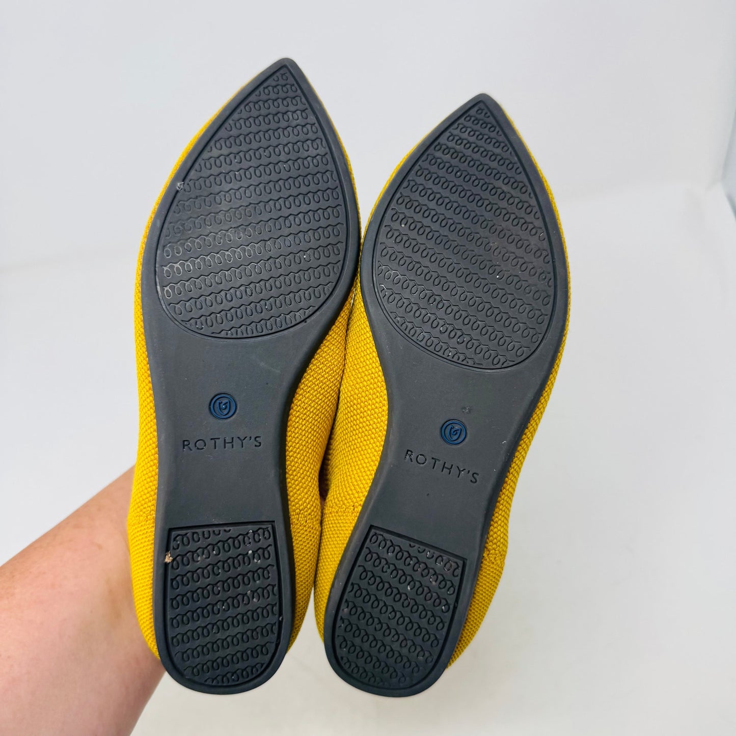 Rothy’s Point Flats Women’s Size 7 Yellow Knit Shoes Sustainable Washable Comfort
