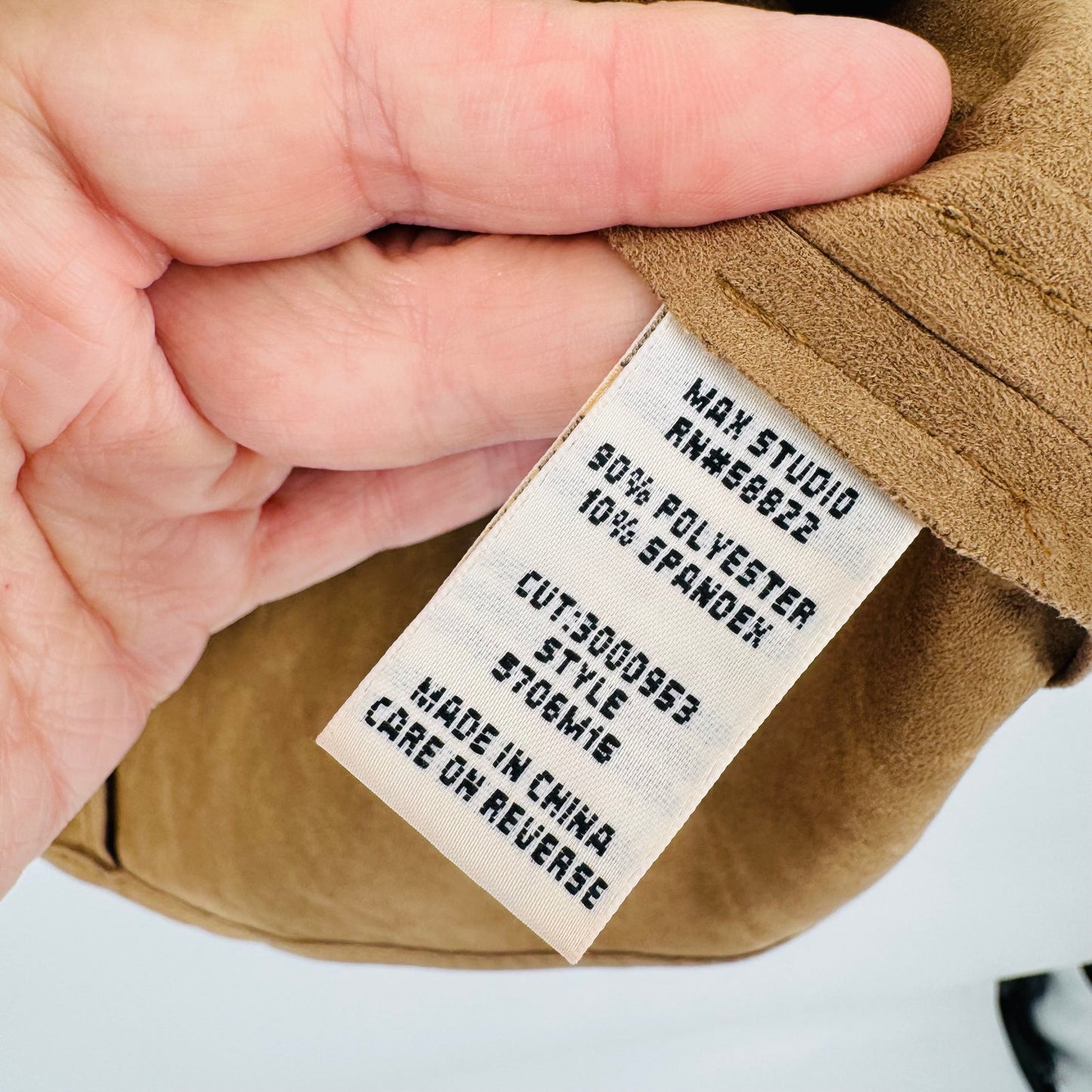 Vintage Y2K Max Studio Faux Suede Tan Skirt Size L Polyester Spandex Blend