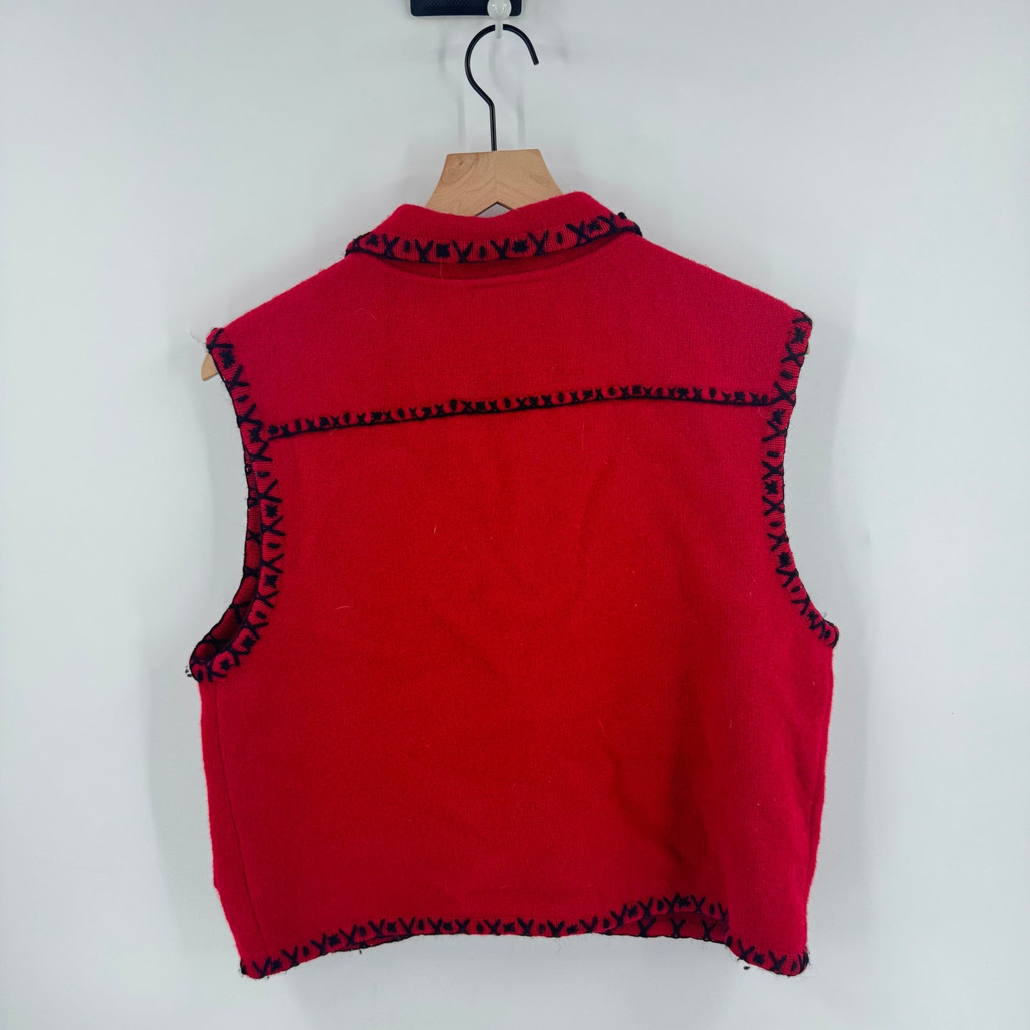 Vintage Cambridge Dry Goods Red Boiled Wool Vest Embroidered Trim Size Large