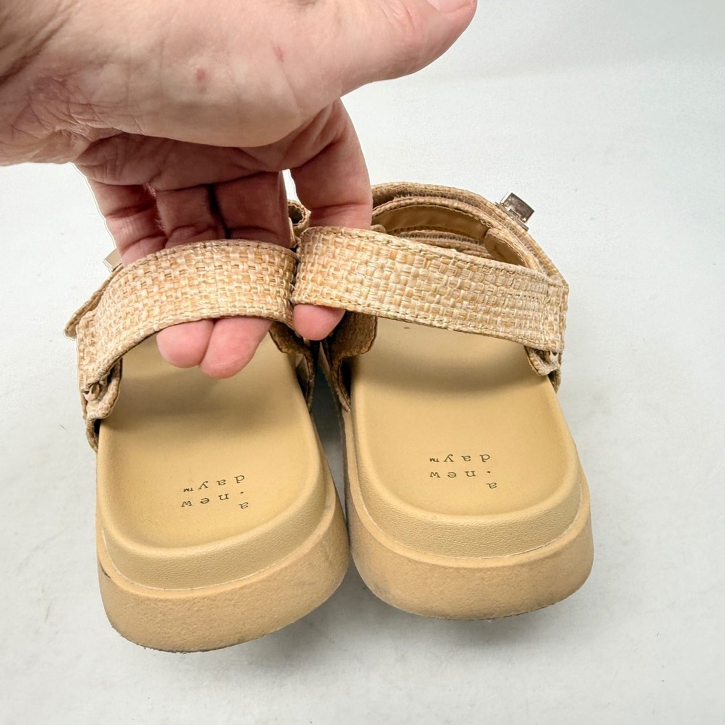 A New Day Raffia Platform Sandals Beige Tan Size 7 Strappy Comfort Lug Sole
