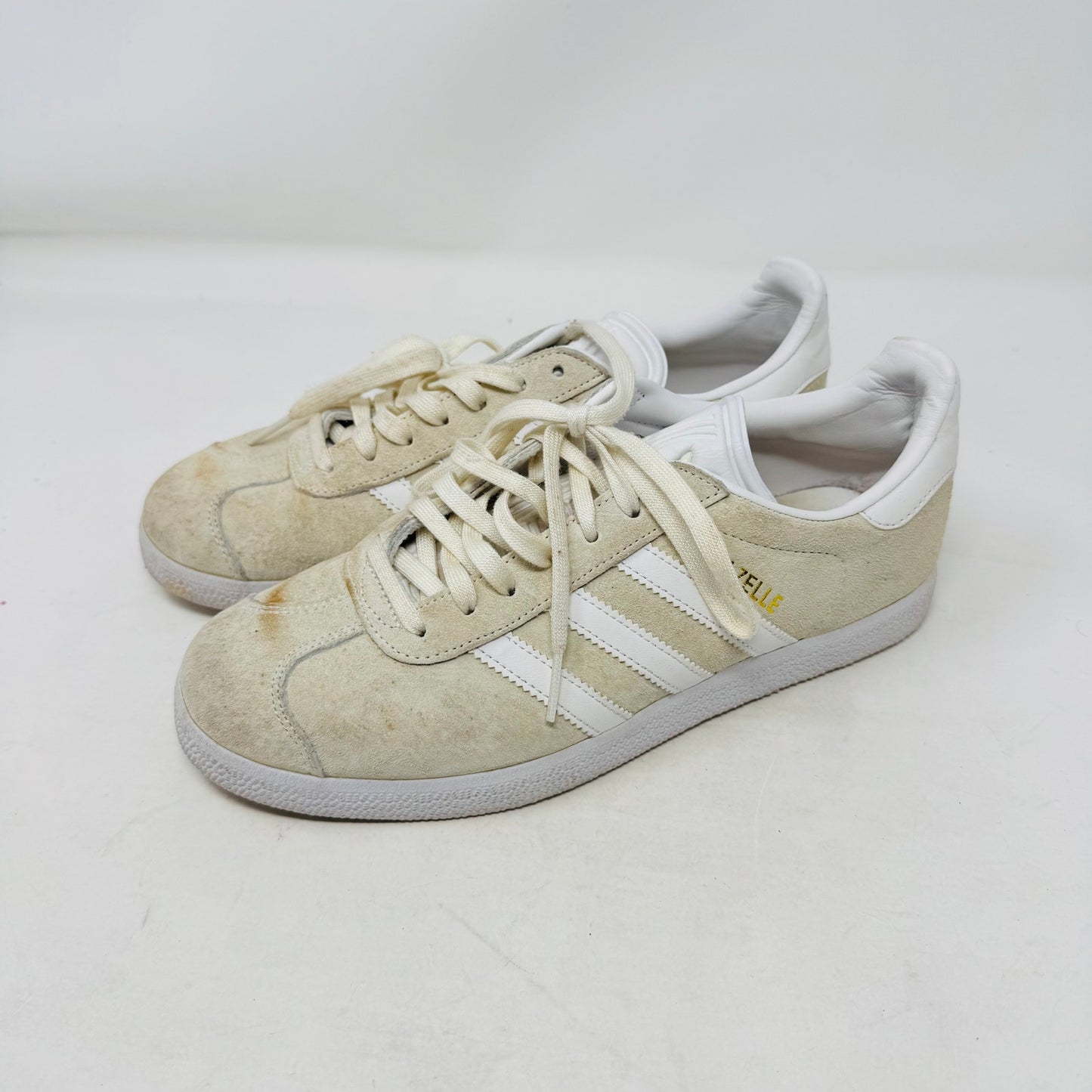 Adidas Gazelle Suede Sneakers Women’s Size 7.5 Beige White Classic Retro Shoes