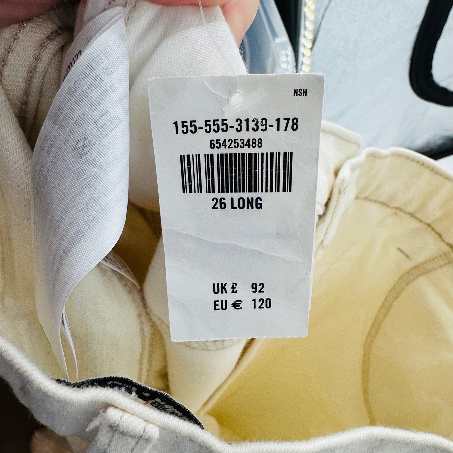 Abercrombie & Fitch Baggy High Rise Jeans Cream White Size 2 Clean Neutral