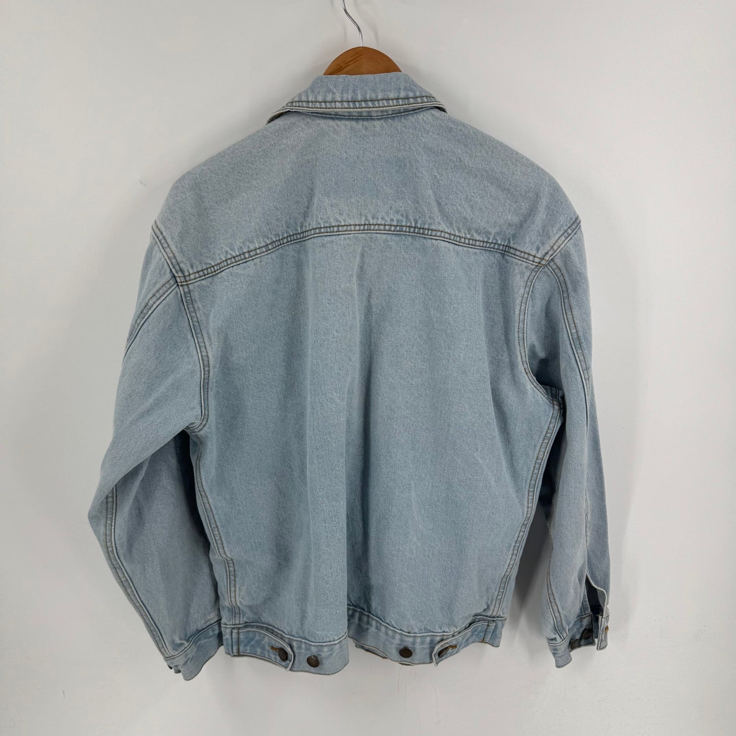 Vintage Cobra Light Wash Denim Jacket 100% Cotton Women’s Small