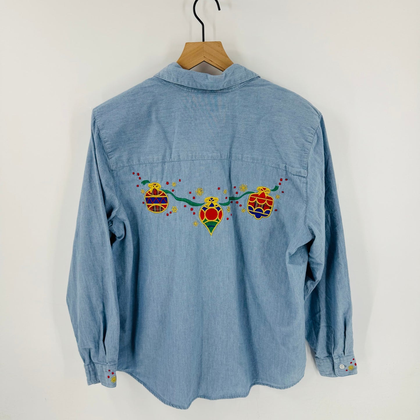 Vintage Karen Scott Chambray Button Down Christmas Ornament Embroidered Shirt L