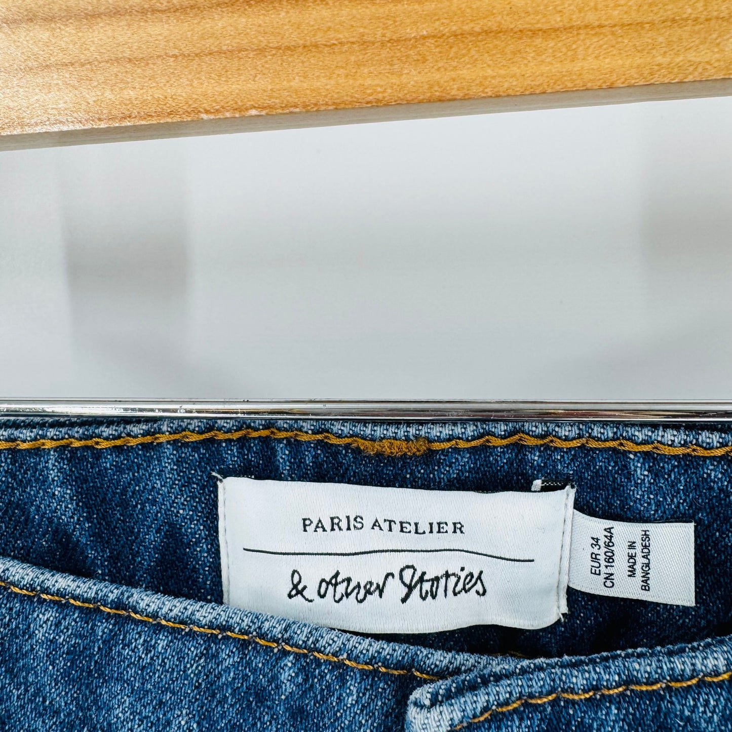 & Other Stories Flared Patch Pocket Jeans High Waist Blue Denim Size EU 34