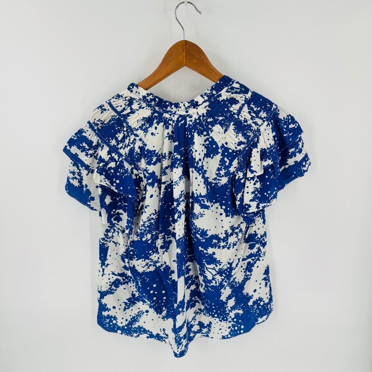 Caballero Flutter Sleeve Top Blue White Medium Abstract Ruffle Coastal Boho