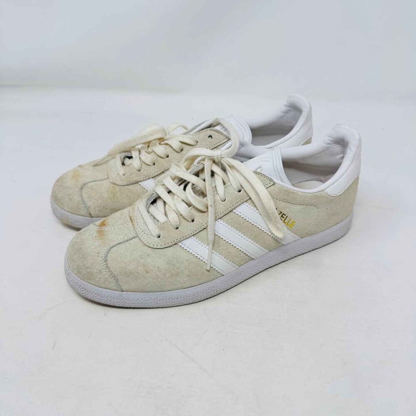 Adidas Gazelle Suede Sneakers Women’s Size‎ 7.5 Beige White Classic Retro Shoes