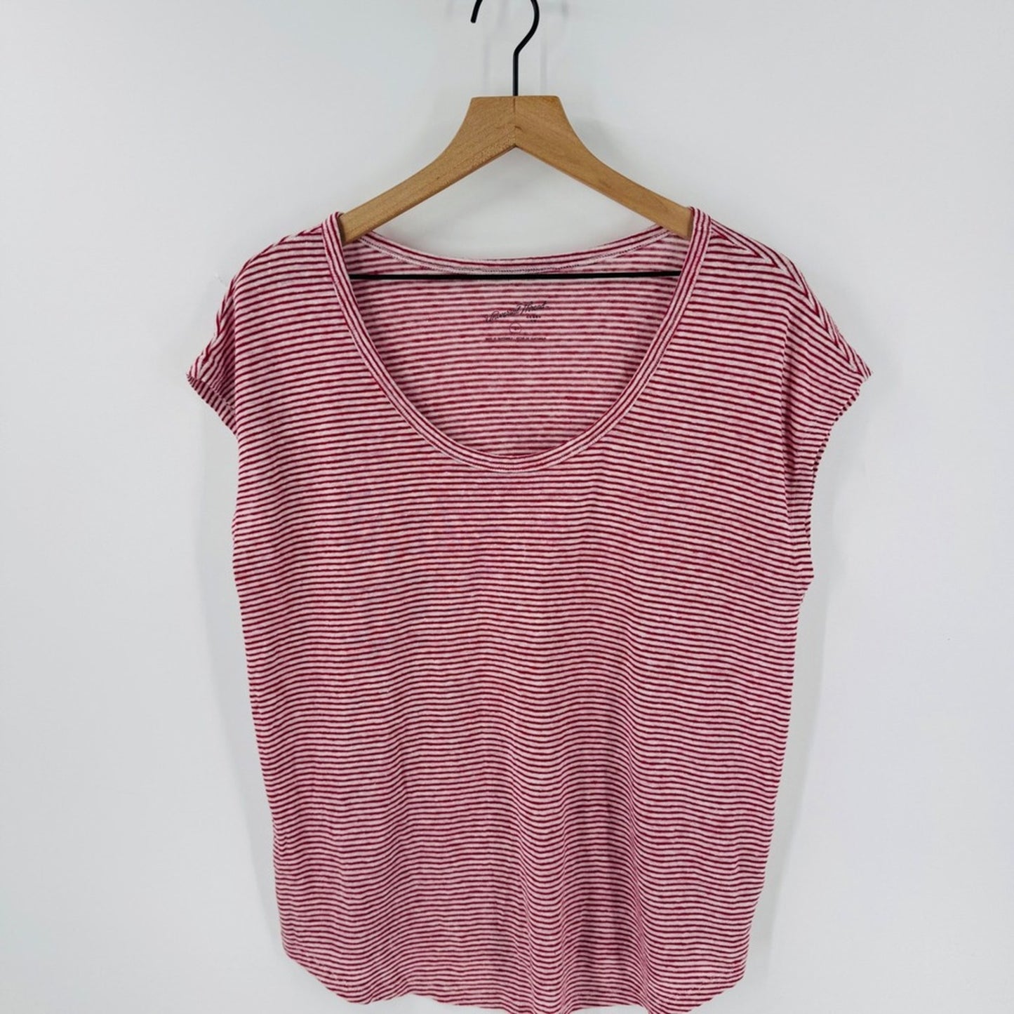 Universal Thread Striped T-Shirt Red‎ White Size L Linen Blend Coastal Nautical
